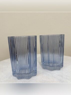 Glass Hause Set of 2 Ribbed Floral Shape Glasses 12 oz Blue